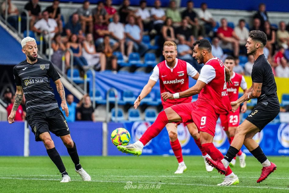 少年篮球的 少年篮球的