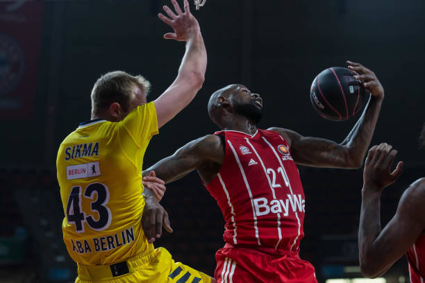 郭士强总结：跨越16年执教两获亚洲杯亚军大不同 他比洋帅更适配