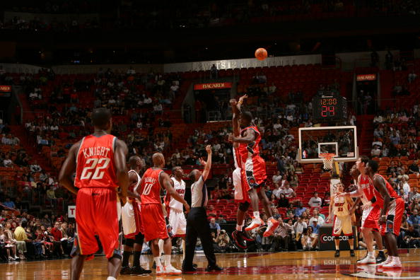 利物浦官方：由于健康问题，赫拉芬贝赫已经离开了荷兰队.