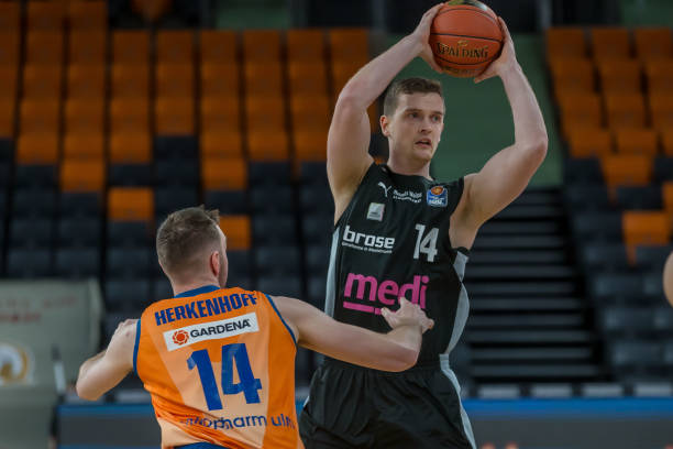 却已经在米 却已经在米