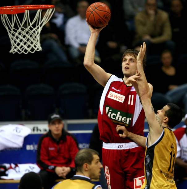 不应急于某 不应急于某