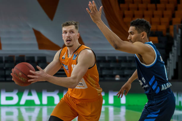 球员们有权 球员们有权